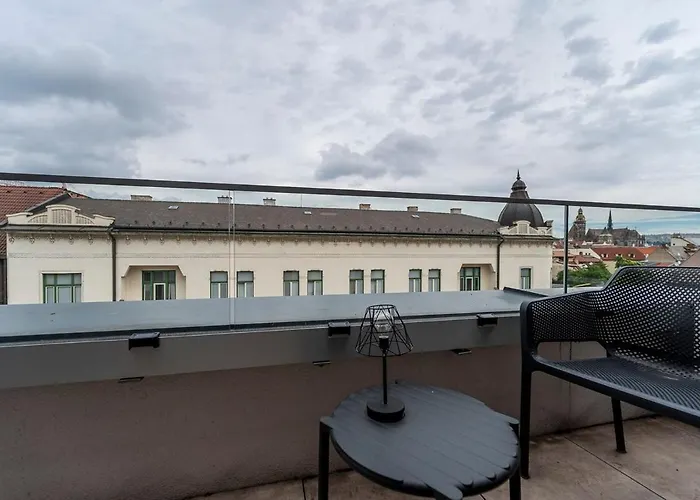 Timonova St Elisabeth Apartment Košice